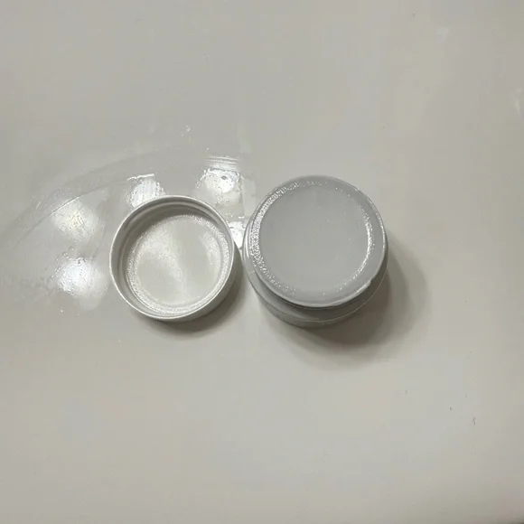 Brand New Kiehl's Creamy Eye Treatment with Avocado - Picture 5 of 7